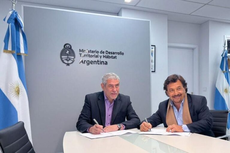 El Gobernador Sáenz acordó la construcción de 2000 nuevas viviendas