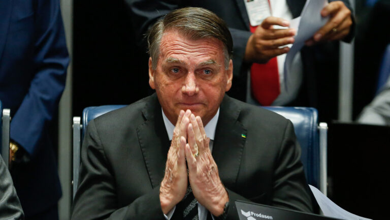 Bolsonaro afirma que sabe cómo resolver el conflicto en Ucrania pero «no se lo dirá a nadie»