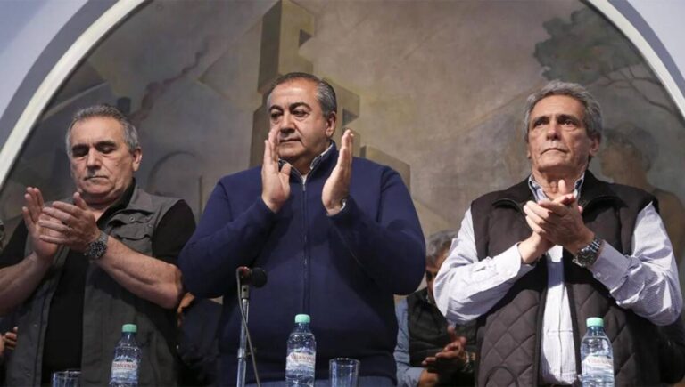 No hay acuerdo con el gobierno y la CGT marchará unida hoy