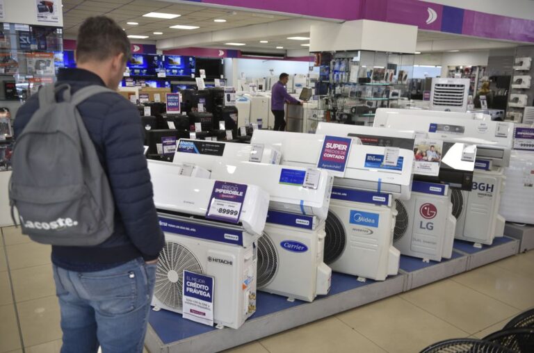 Ahora 30 y el problema de los límites de compras de las tarjetas