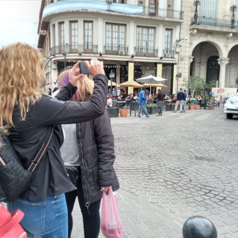 Importante presencia de turistas, la ciudad de Salta alcanzó el 90 por ciento de ocupación hotelera el fin de semana largo