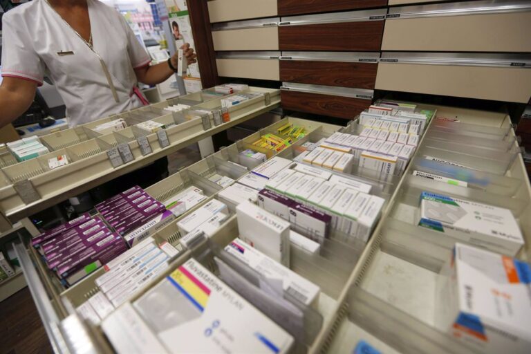 Las farmacias advierten que ya hay faltantes de medicamentos