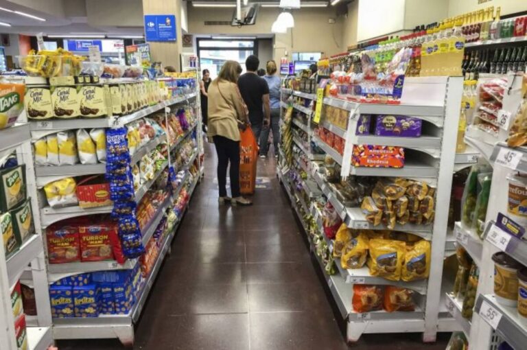 Se desaceleró la suba de precios en noviembre, pero diciembre se presenta muy complicado