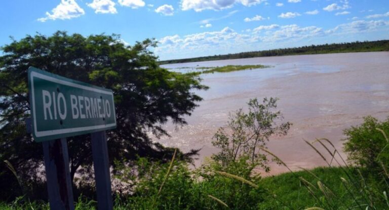 Alerta por la fuerte contaminación en el río Bermejo