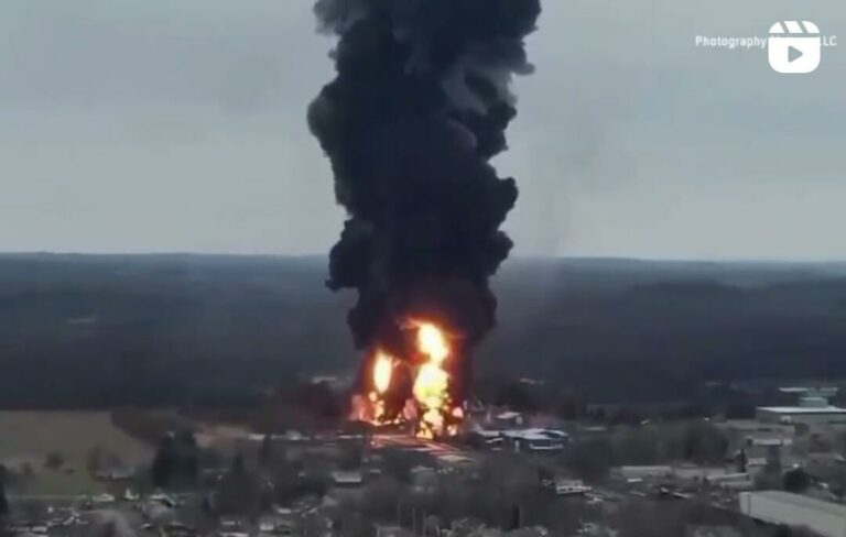 Gigantesca catástrofe ambiental en Estados Unidos