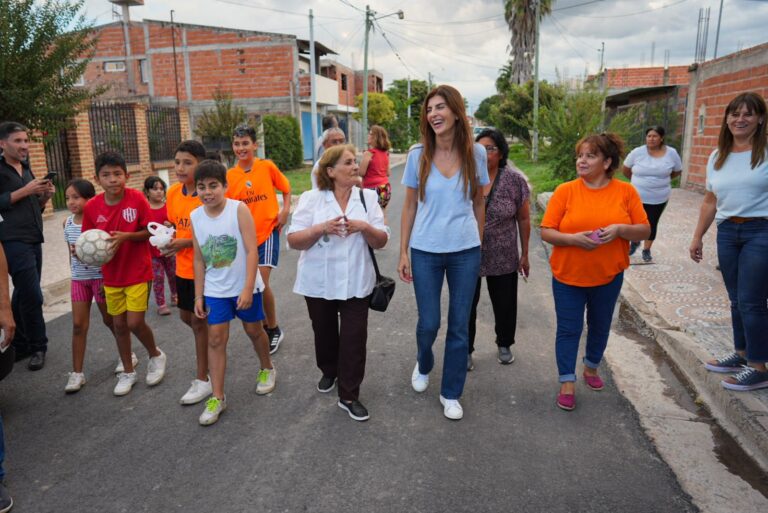 Bettina Romero: “Somos un gobierno que tiene la capacidad de transformar los barrios”