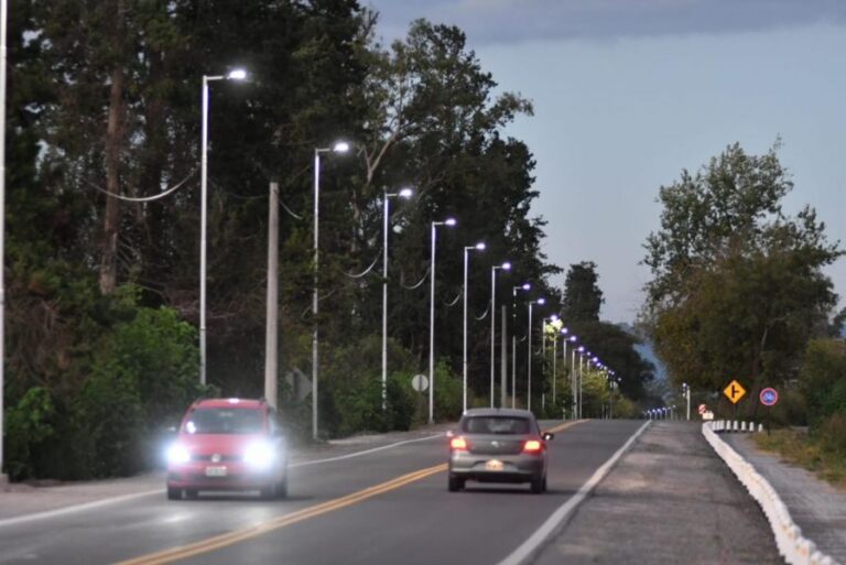 El gobernador Sáenz inauguró la repavimentación de la ruta provincial 23 entre Rosario de Lerma y Cerrillos