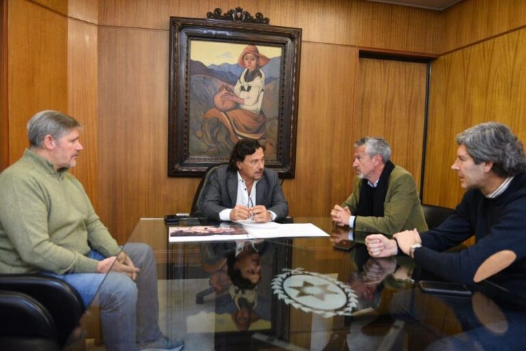 Se proyectan 4 nuevos hoteles en Salta: El gobernador Sáenz recibió a inversionistas salteños