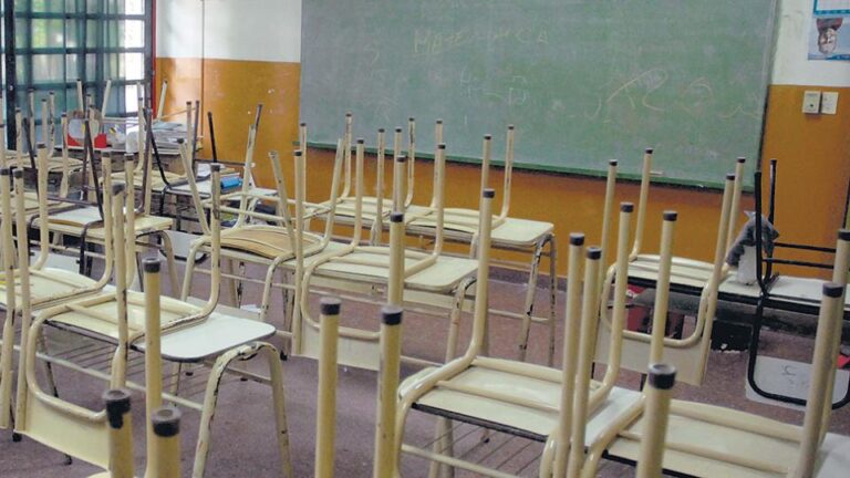 Por la situación en Jujuy, docentes salteños se suman al paro nacional