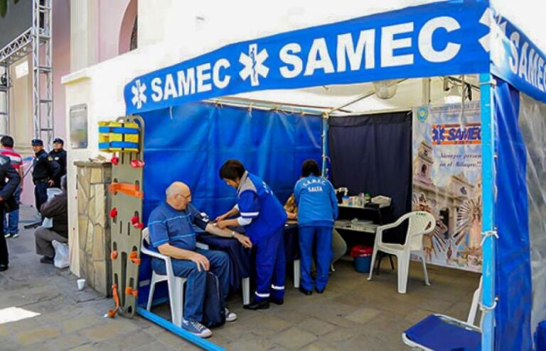 Funciona activamente el puesto de atención sanitaria de SAMEC, durante la novena del Milagro