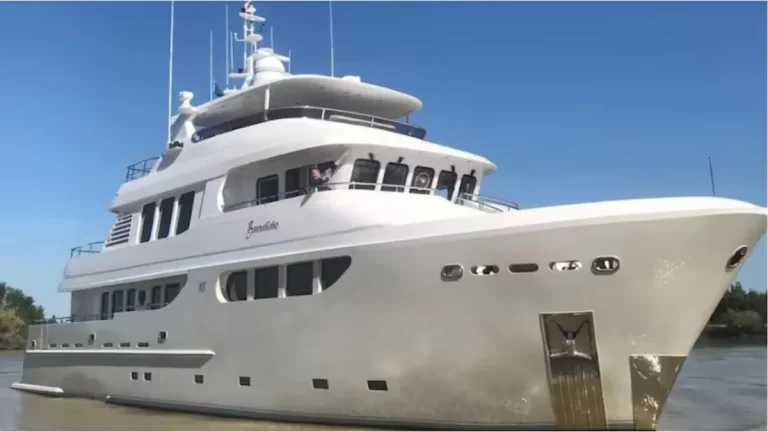 Llueven denuncias contra el intendente K Martín Insaurralde