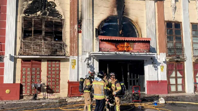 Al menos 13 muertos tras el incendio de una discoteca en España
