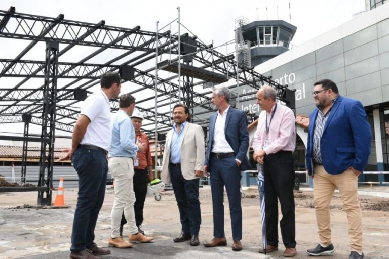 La ampliación del aeropuerto Salta no se detiene: Sáenz recorrió las obras