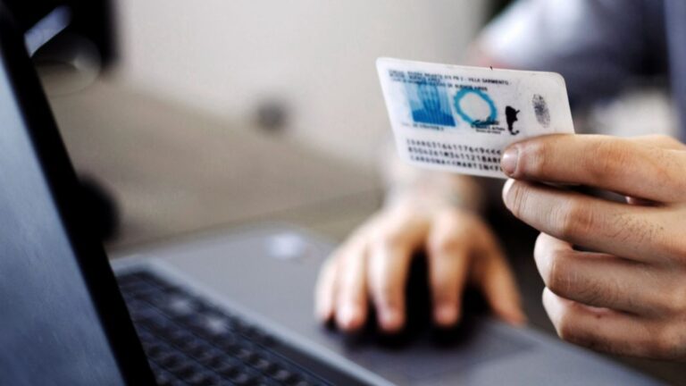 Se actualizaron los importes de los trámites para nuevos ejemplares de DNI y Pasaportes