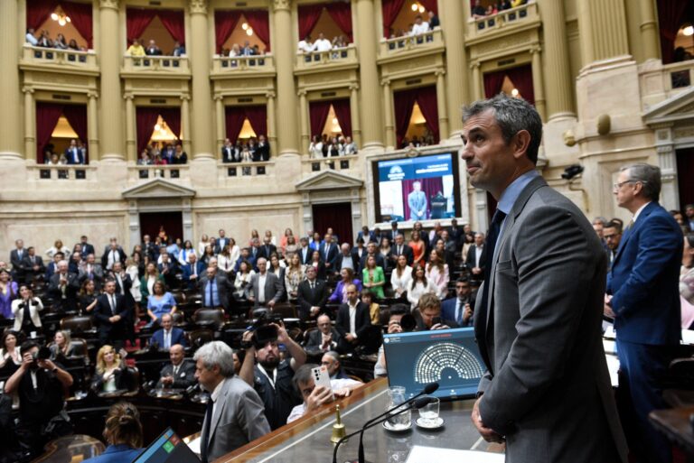 Diputados: la oposición no pudo acordar un dictamen para restituir el fondo para salarios docentes