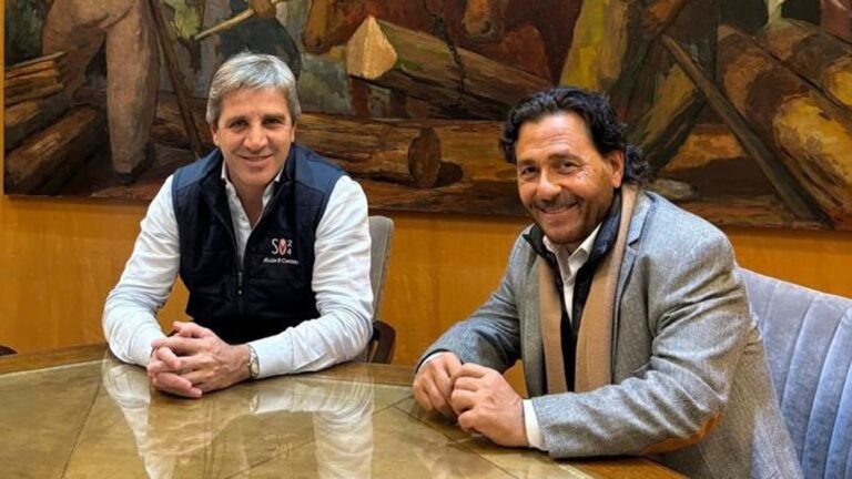 El gobernador Sáenz se reunió con el ministro Caputo para agilizar obras viales comprometidas por Nación