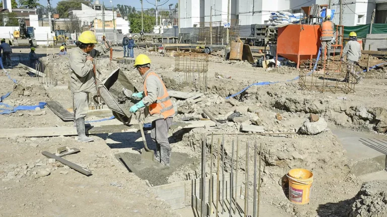 Obras en el hospital San Bernardo: inició la construcción del bloque crítico