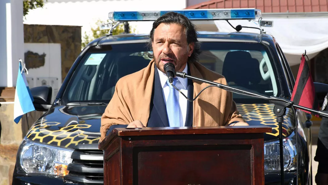 Sáenz: ”La seguridad es política de Estado, por eso en mi gestión renovamos casi el 50% del parque automotor policial”