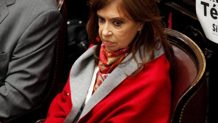 2025-11-10_10-09-causa-cuadernos-los-datos-comprometen-cada-vez-mas-a-cristina-fernandez